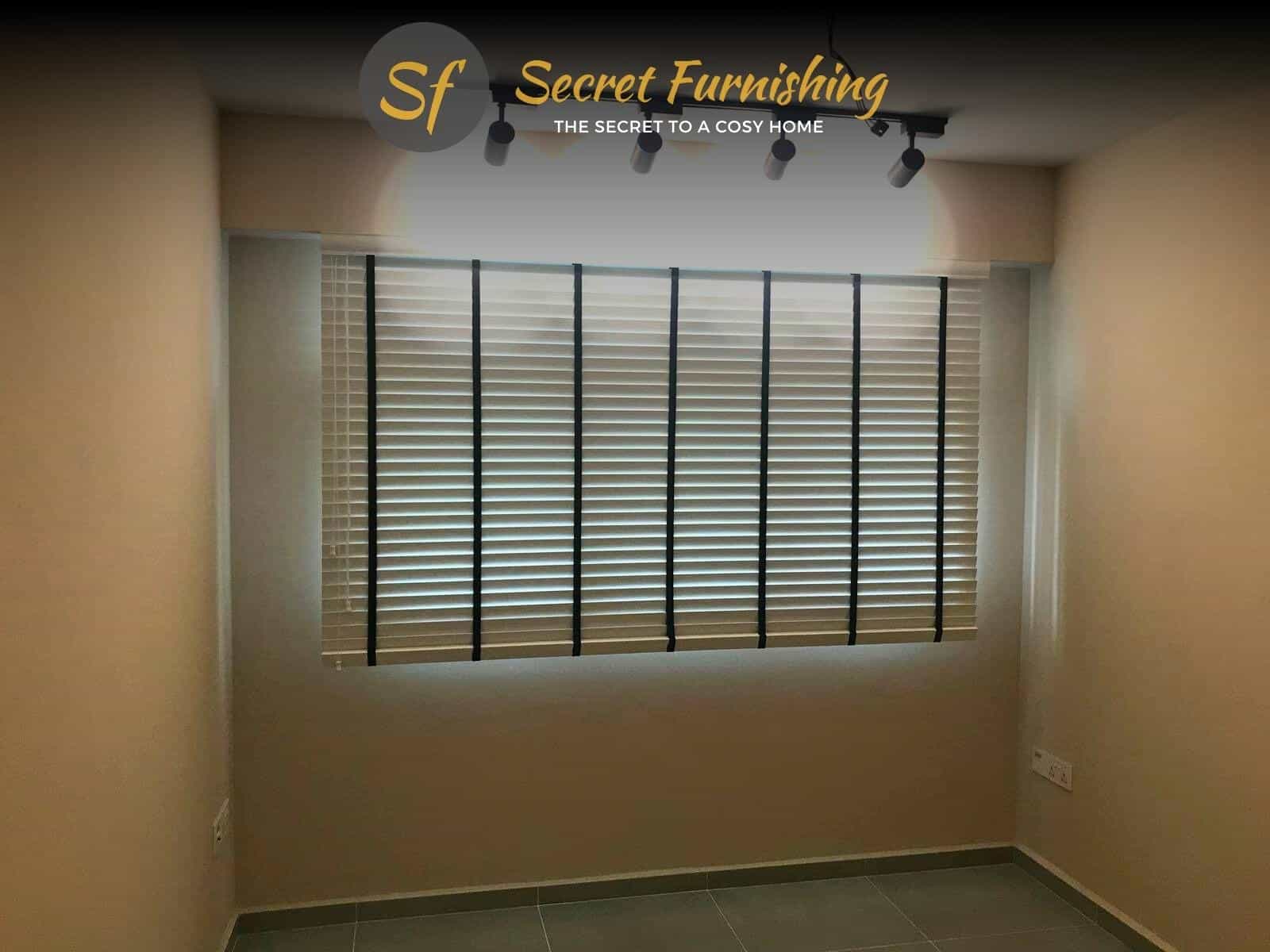 Venetian blinds with tapes Singapore